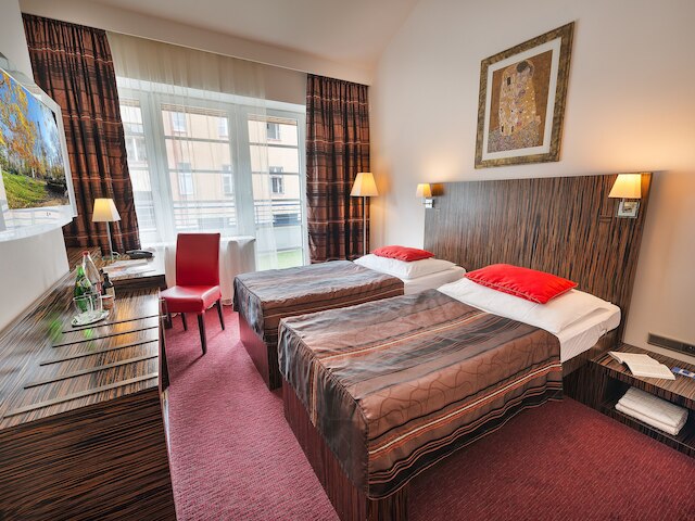 EA ホテル クリスタル パレス