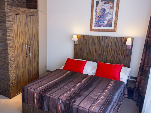 EA ホテル クリスタル パレス