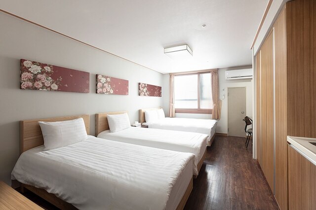 ウェスタン コープ ホテル & レジデンス