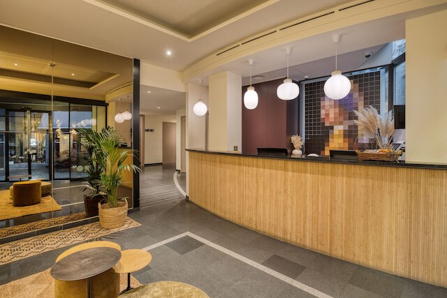 アルマ グランド プレイス ホテル