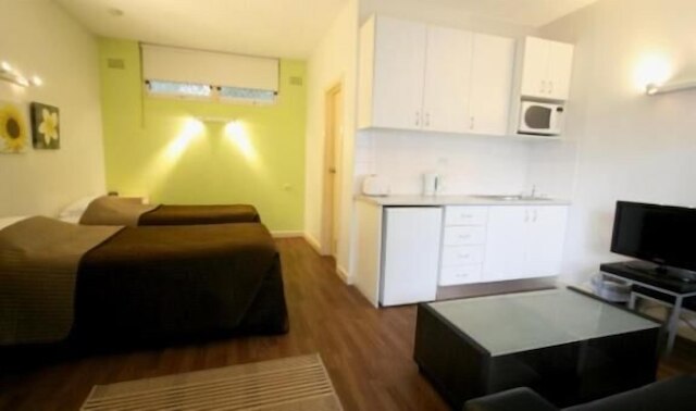 オルティメイト アパートメンツ ボンダイ ビーチ