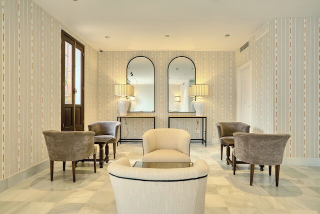 ホテル ムリーヨ レイノソ