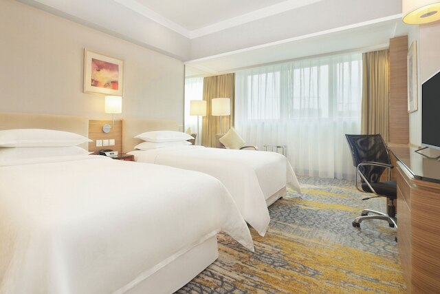 フォーポイント バイ シェラトン・上海 浦東 (上海浦東福朋喜来登由由酒店)