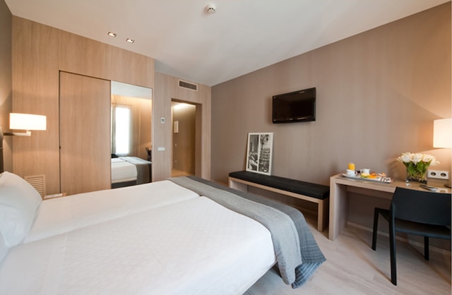 ホテル アクトゥアル