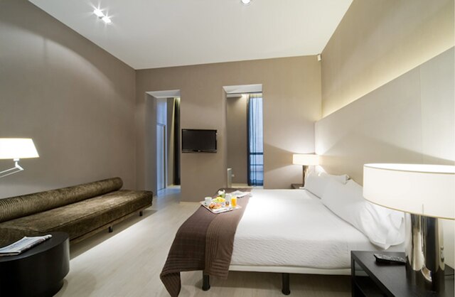 ホテル アクトゥアル