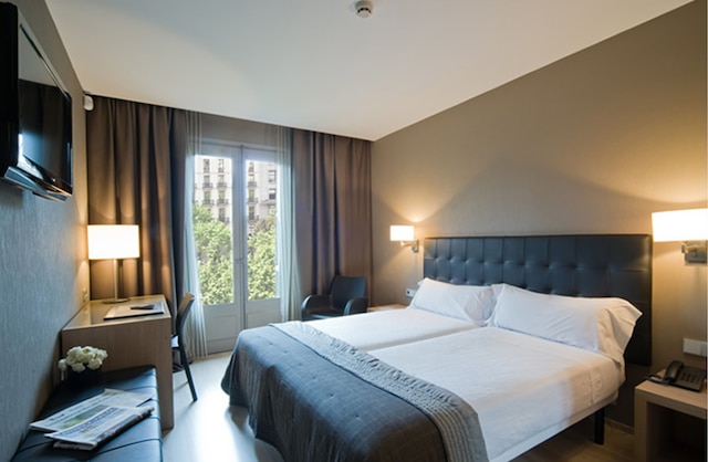 ホテル アクトゥアル