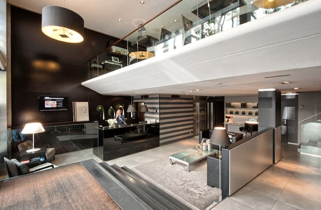 ホテル アクトゥアル