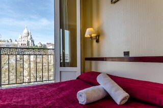 アヴニール ホテル モンマルトル