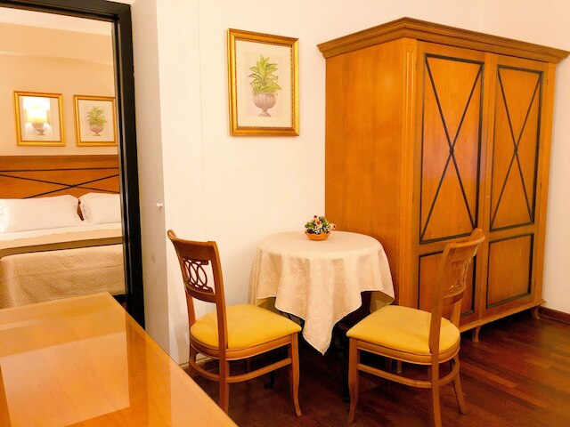 ホテル フロリオ オペラ パレルモ セントラル