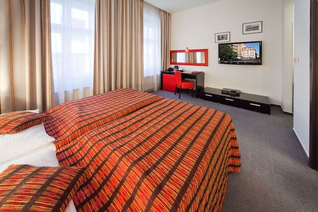 ホテル プラハ イン