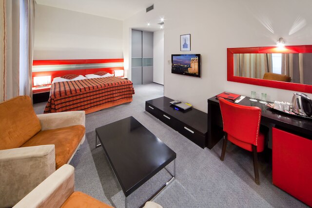 ホテル プラハ イン