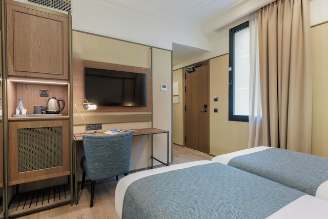 ホテル メディナセリ ニュー リオープニング 2025