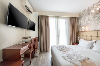 ゴールデン シティ ホテル (金城大酒店)