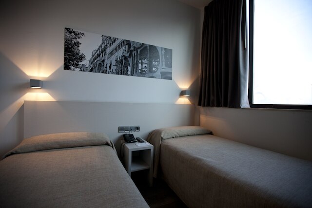 シウタット デ サント アドリア