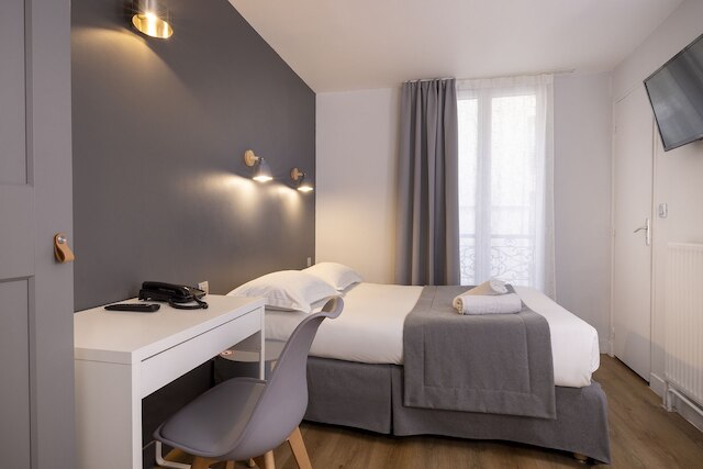 オテル パリ ルジャンドル