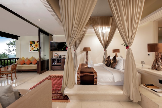 ナンディニ・ジャングル by ハンギングガーデンズ