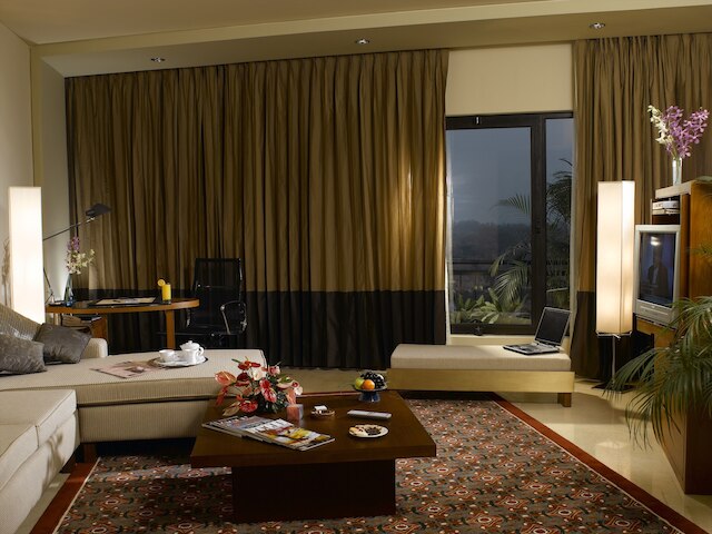 ラディソン ブル ダッカ ウォーター ガーデン