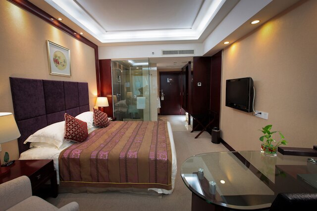 ヤンリン ホテル (燕嶺大厦)