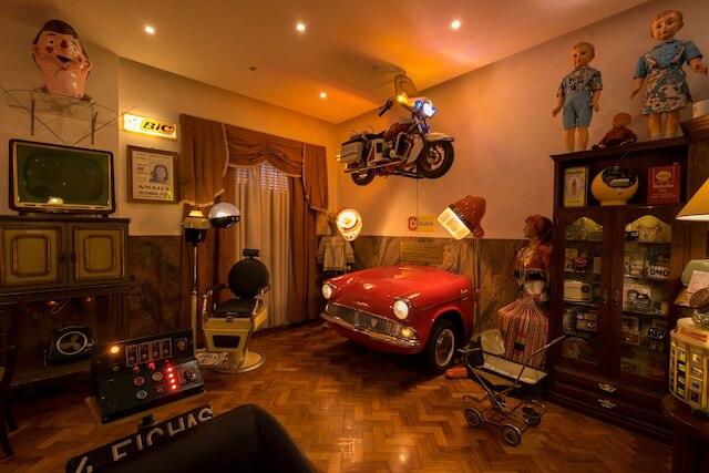 ポン デ アスーカル – ヴィンテージ バンパー カー ホテル