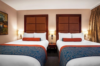 レオナルド ロイヤル ロンドン セントポールズ