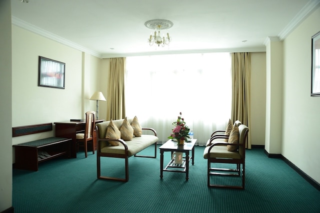 サイゴントゥーラン ホテル