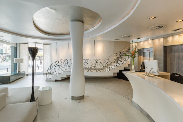 ルーム メイト アリシア, マドリード