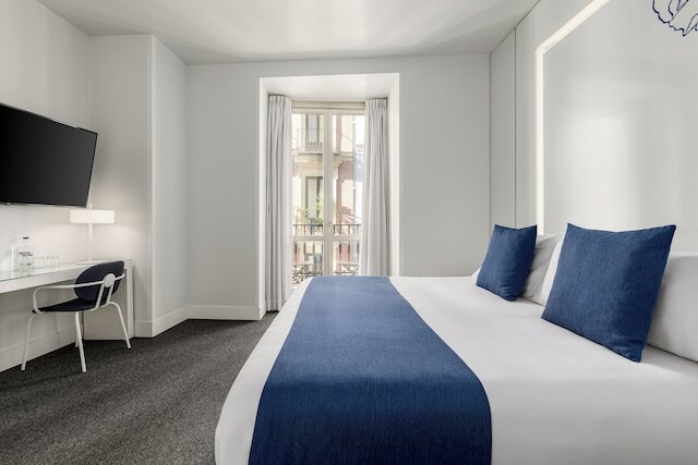 ルーム メイト マリオ, マドリード