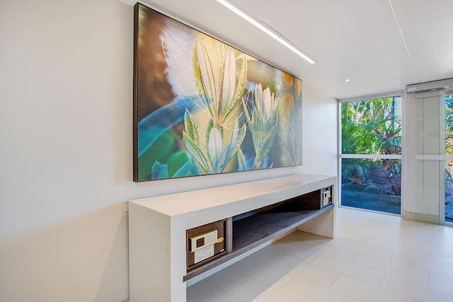 ジェミニ コート ホリデー アパートメンツ