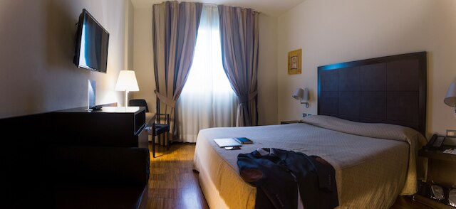 ホテル レアル フィニ バイア デル レ