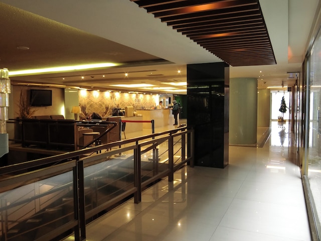 ガイド ホテル 台北 バダ (承攜行旅台北八德館)