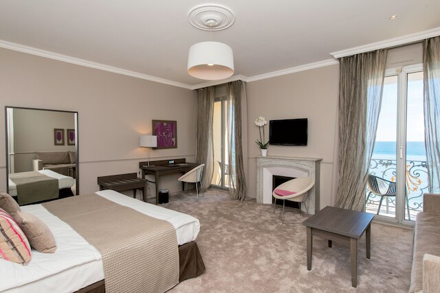 オテル バカンス ブルー ル ロイヤル