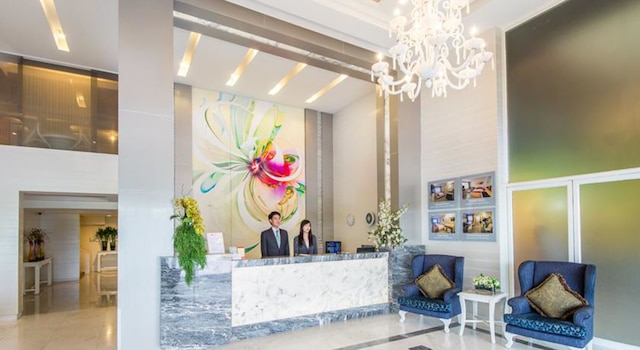 プラトゥーナム シティ イン