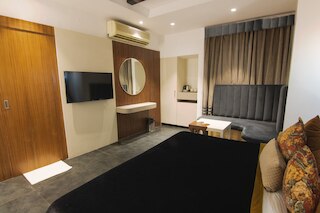 ホテル スリ ナナック コンチネンタル