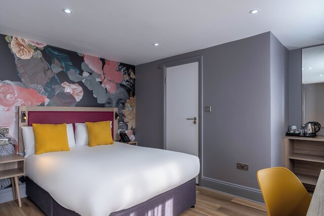 コンフォート イン エッジウェア ロード W2