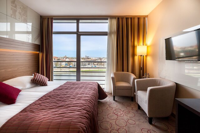 キューバス ホテル クラクフ