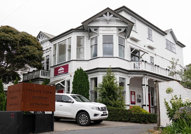 ザ テラス ヴィラズ - エグゼクティブ アパートメンツ