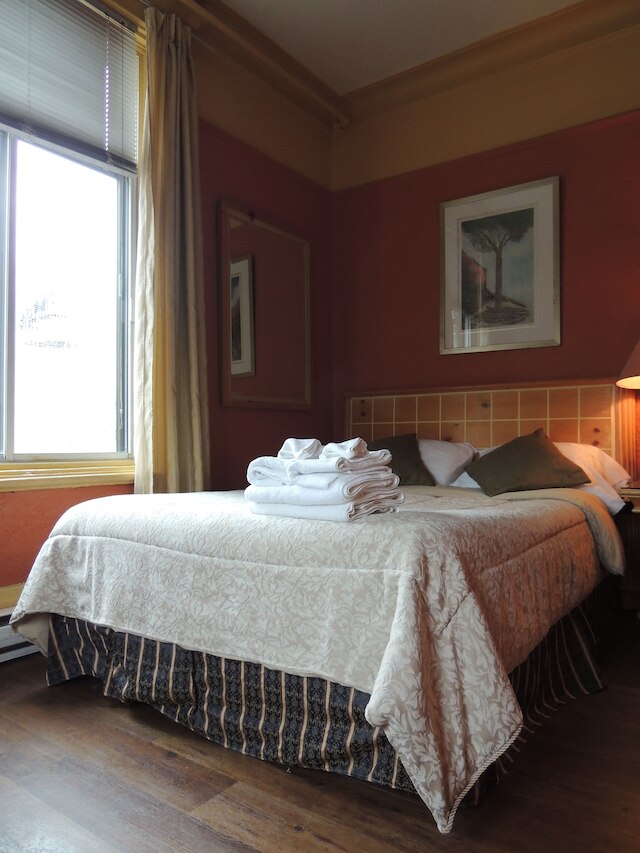 ホテル アリーナ パレス モントリオール