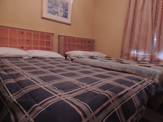 ホテル アリーナ パレス モントリオール