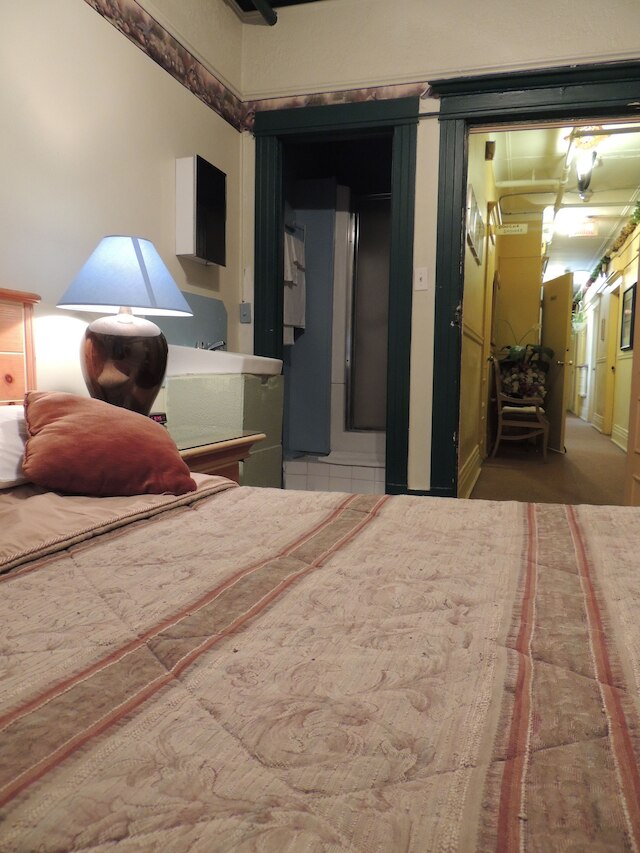 ホテル アリーナ パレス モントリオール