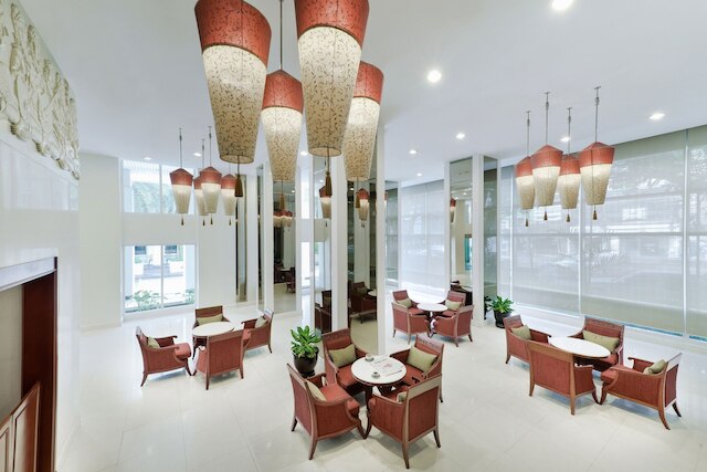 センター ポイント スクンビット トン ロー