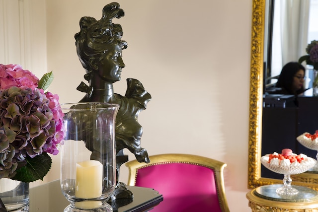 オテル & スパ ドゥ ラトゥール モウブルグ