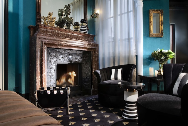 オテル & スパ ドゥ ラトゥール モウブルグ