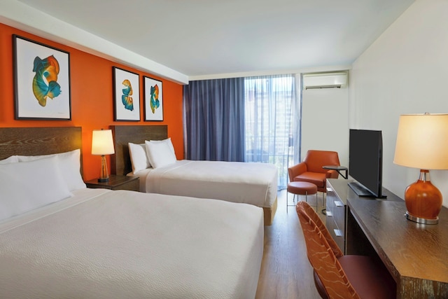 コートヤード・バイ・マリオット・ワイキキ・ビーチ