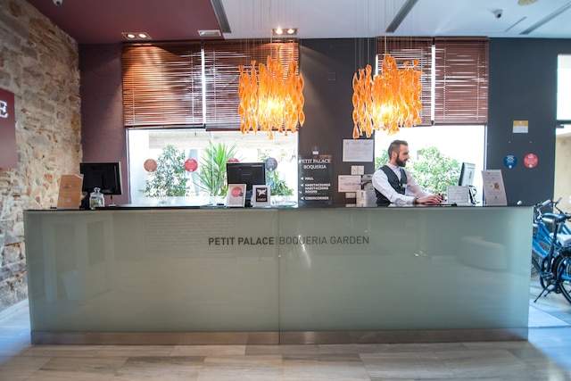 プティ パレス ボケリア ガーデン