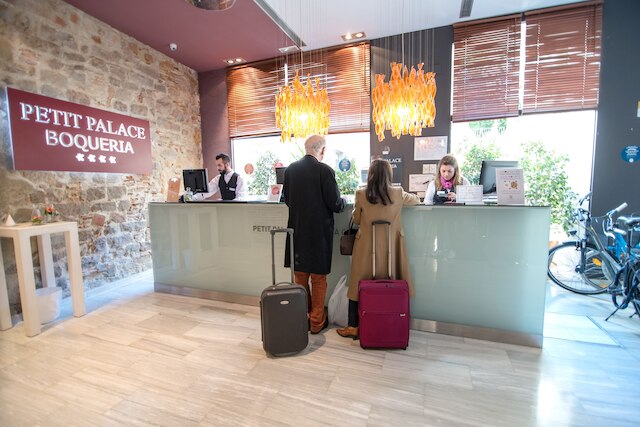 プティ パレス ボケリア ガーデン