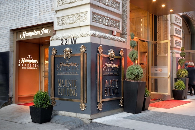 ハンプトン イン マジェスティック シカゴ シアター ディストリクト