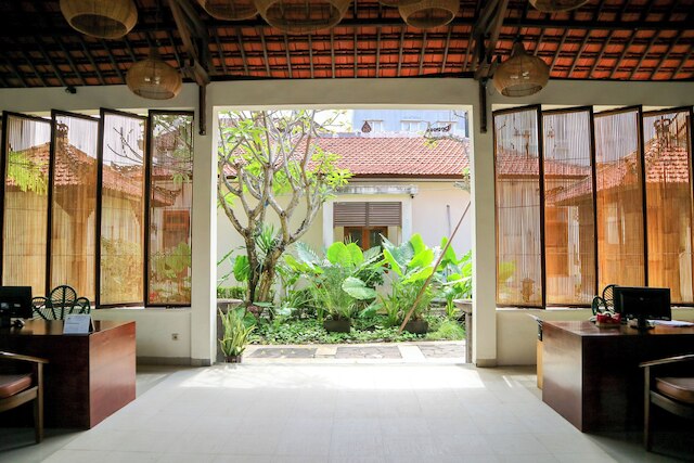 ザ ラグーン バリ プール ホテル アンド スイーツ