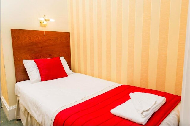 アボンモア ホテル カートライト ガーデンズ