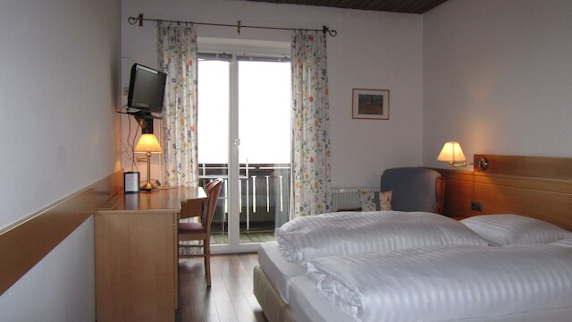 ホテル シェーネ アウスジヒト