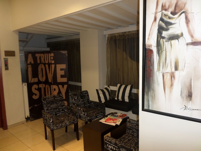 ナフシカ ホテル アテネ センター